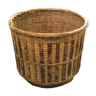 Vintage wicker basket