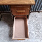 Bureau d'école vintage bois et métal