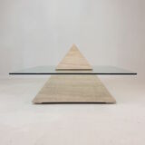 Table basse pyramidale en travertin italien, années 1980