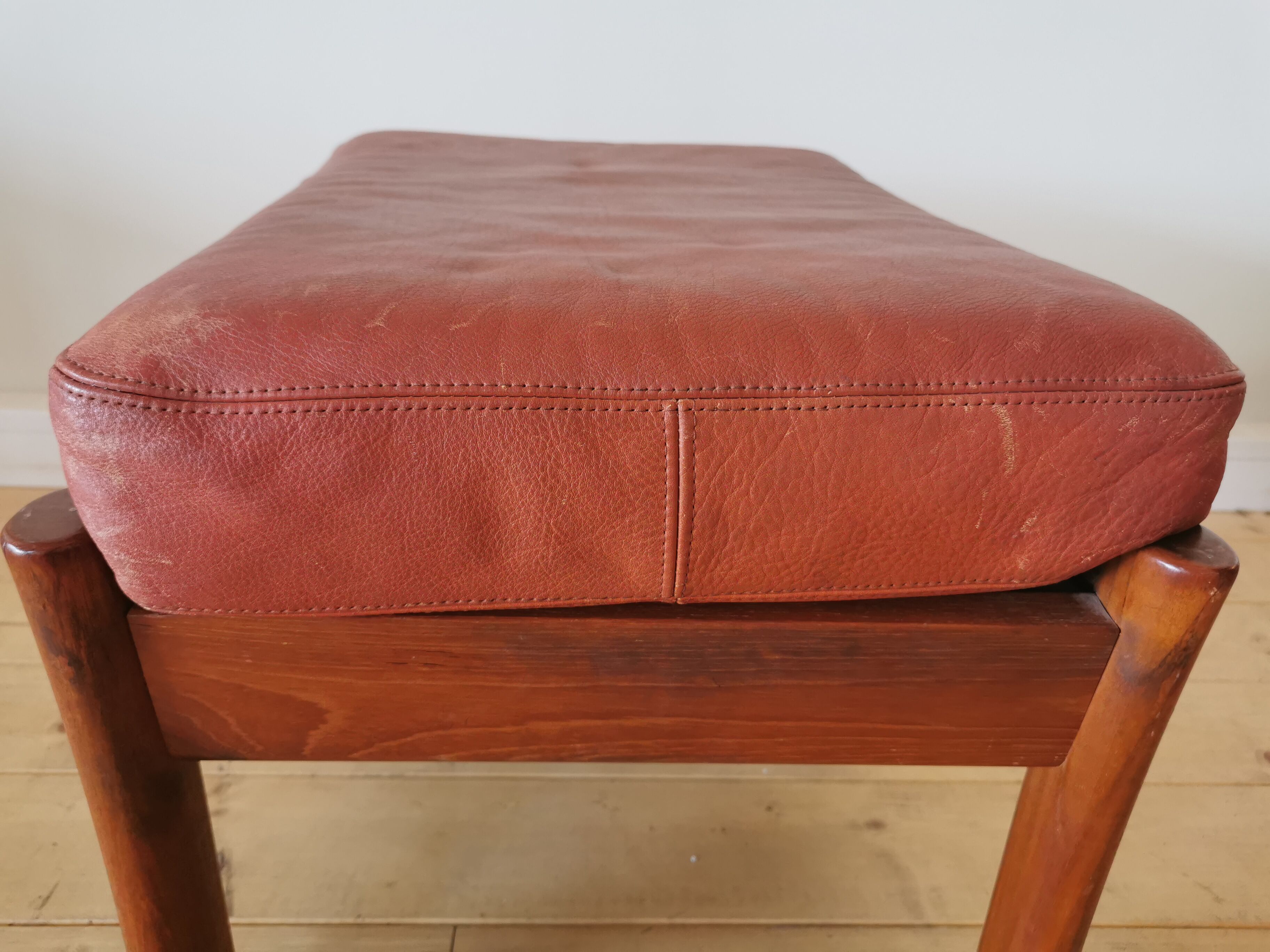 Pair of Dyrlund leather footrest 60s leather