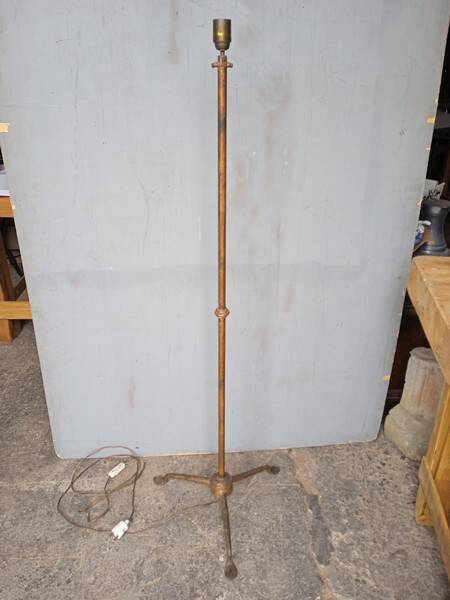 Minimalist brutalist floor lamp ep 1940/50
