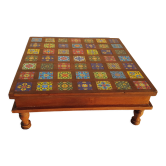 Square rosewood tea table with 49 small hand-painted ceramic tiles