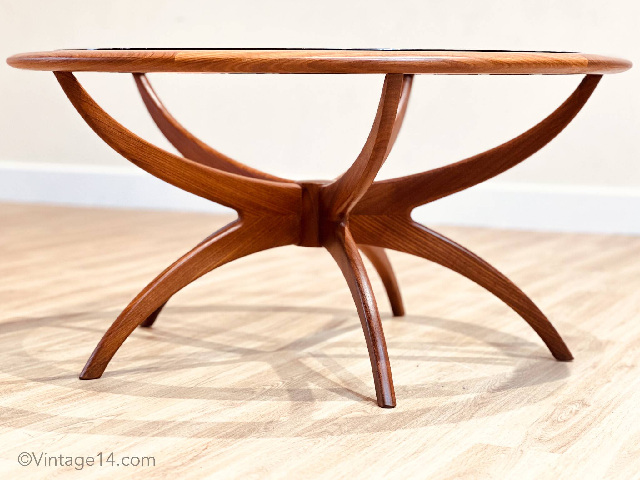 Table basse ronde Spider de G Plan, années 1960