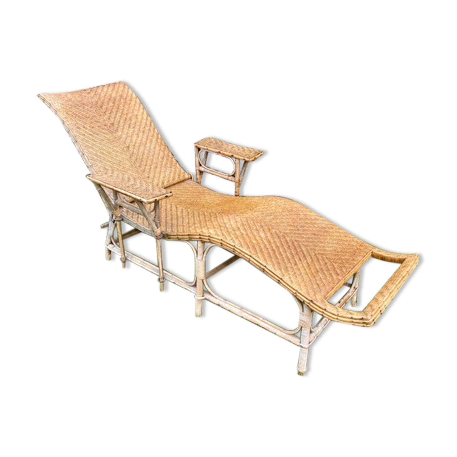 Old rattan chaise longue 20th century