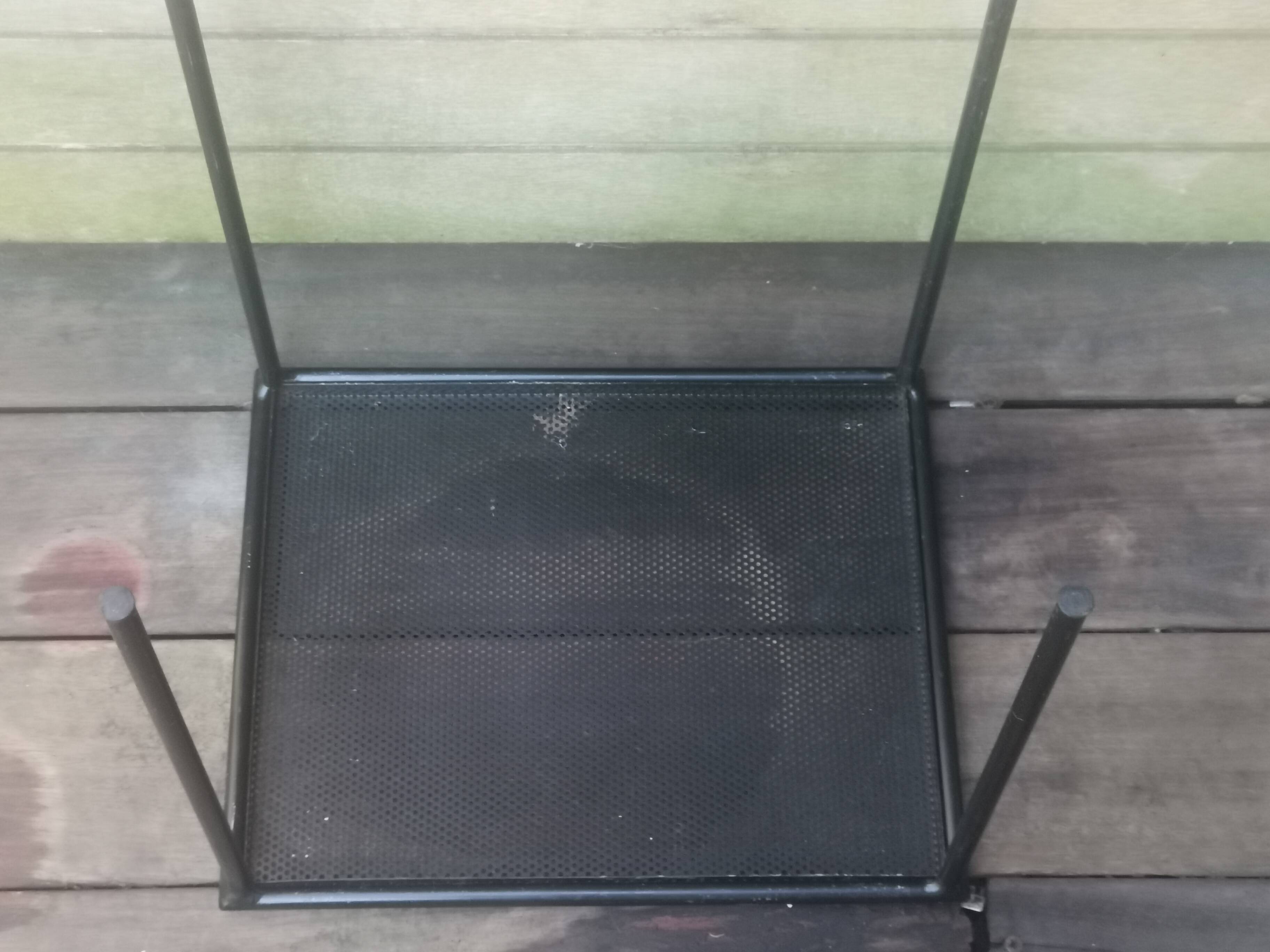 3 ARTIMETA metal nesting tables