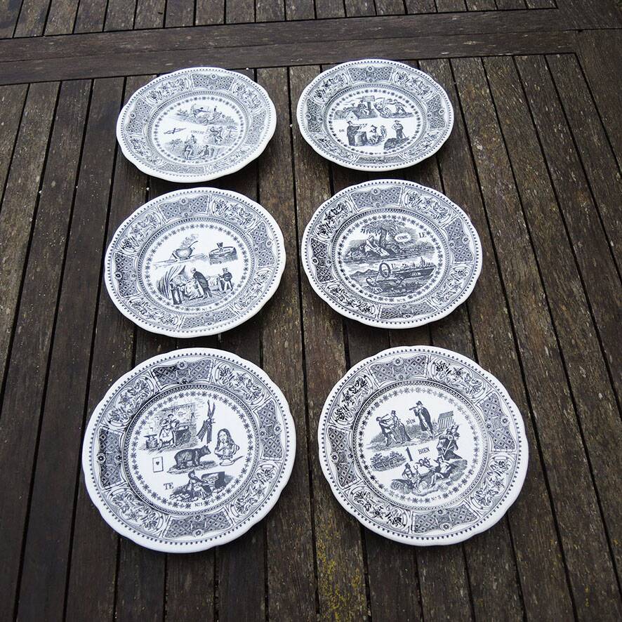 6 old talking plates Gien – Friendship