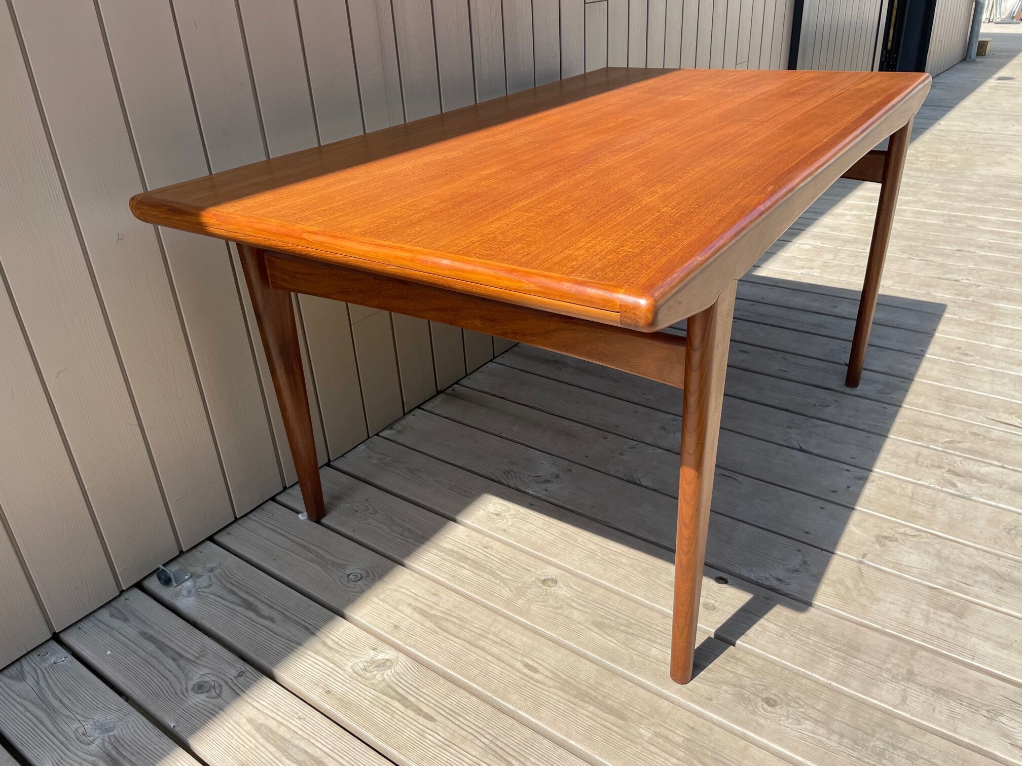 Vintage table