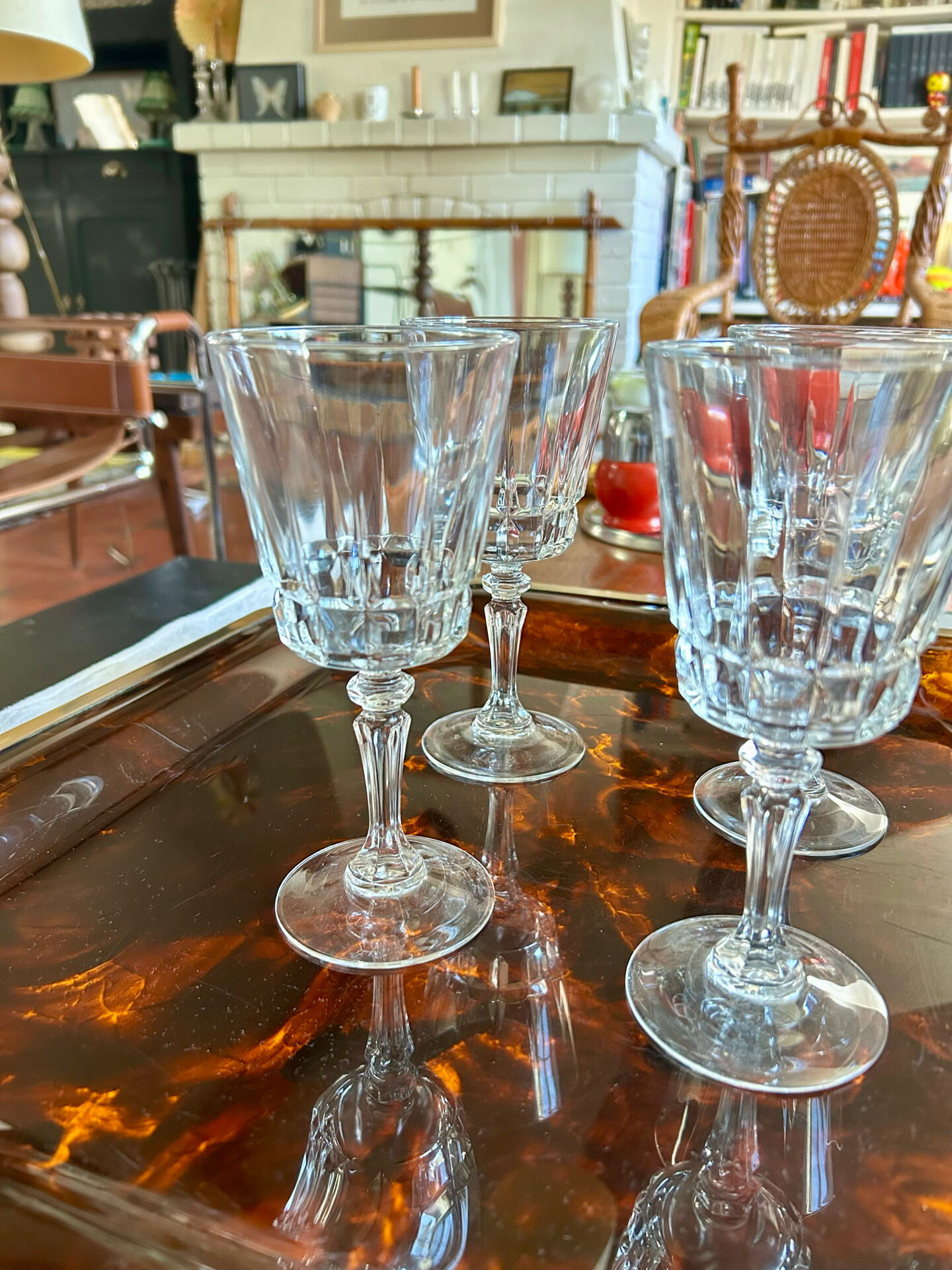 Lucite plateau