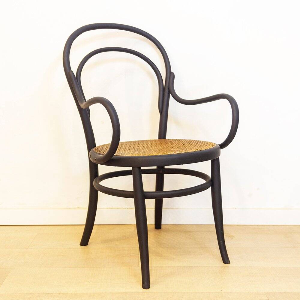 Fauteuil en bois courbé avec assise grillagée