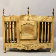 19th Century Light Walnut Panetière