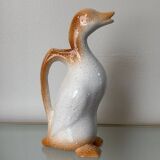 Duck pitcher
