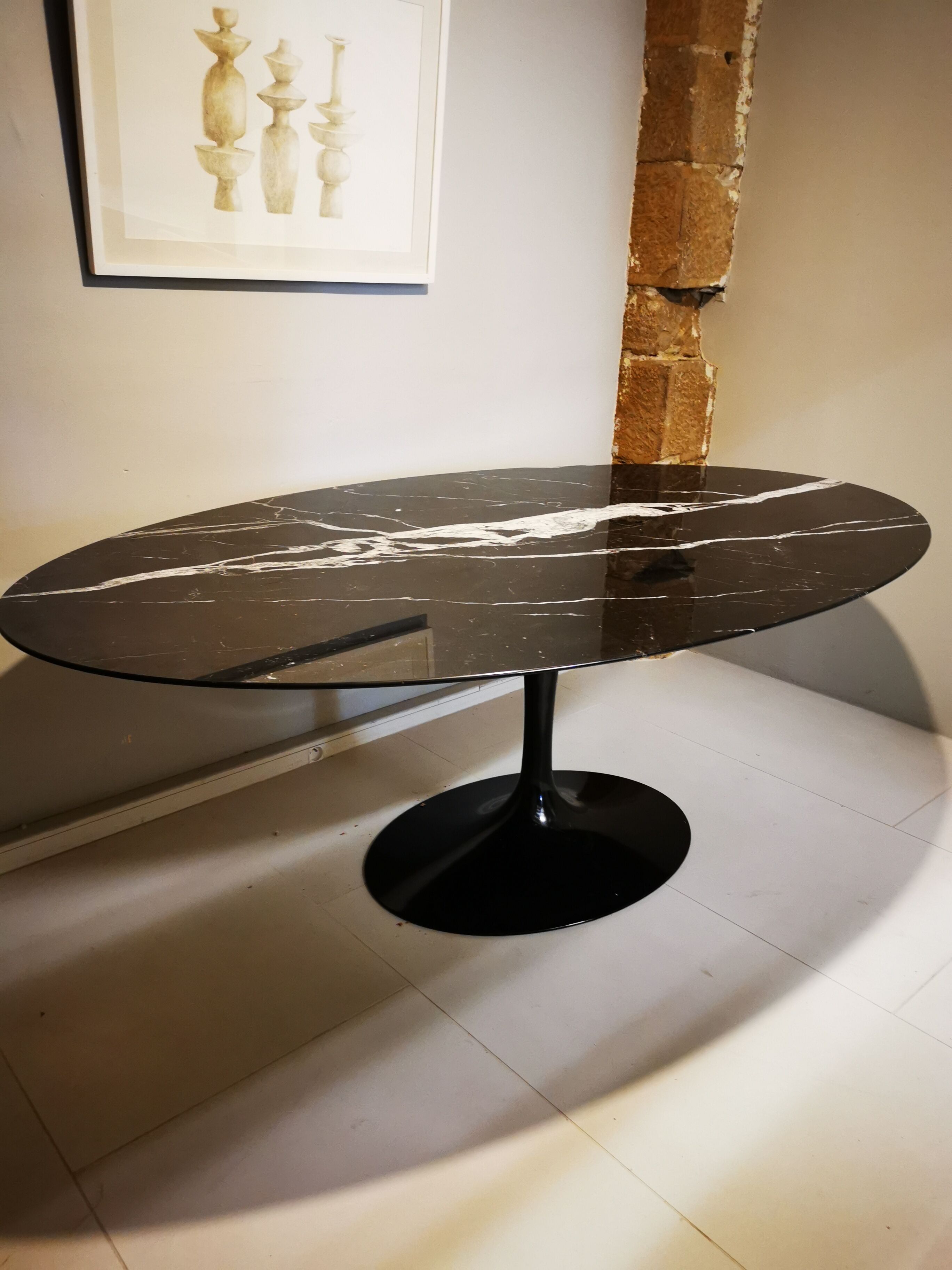 Table Eero Saarinen pour Knoll ovale 198 cm marbre noir marquina