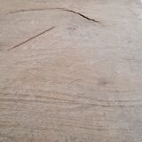 Table bassr brutaliste