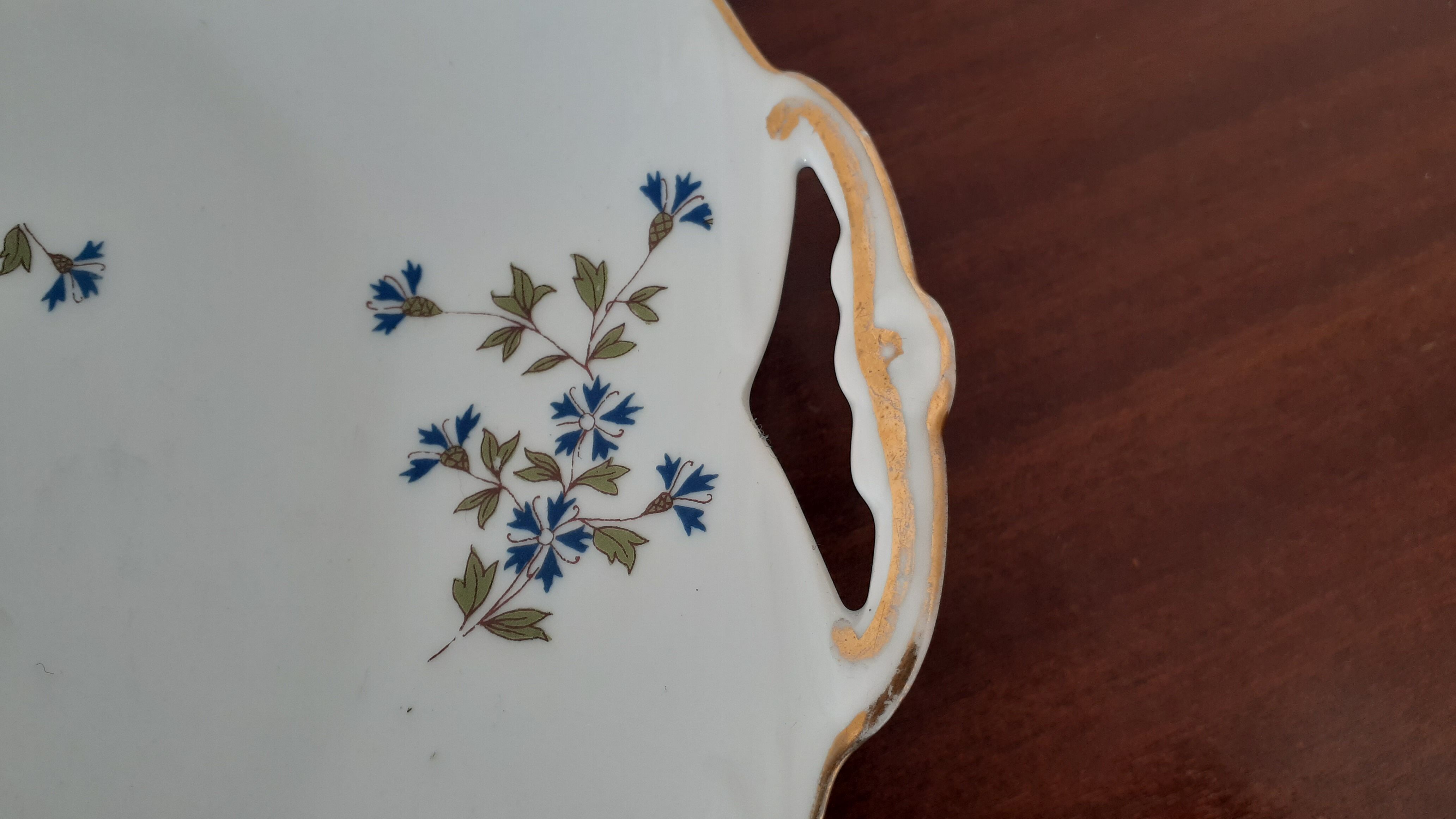 Cake dish decorations Barbeaux