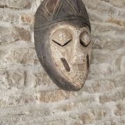 Ancient African mask (Tribe to be identified) Kwele Punu African tribal art