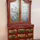 Cabinet bibliothéque Venitien style Louis XV en bois laqué