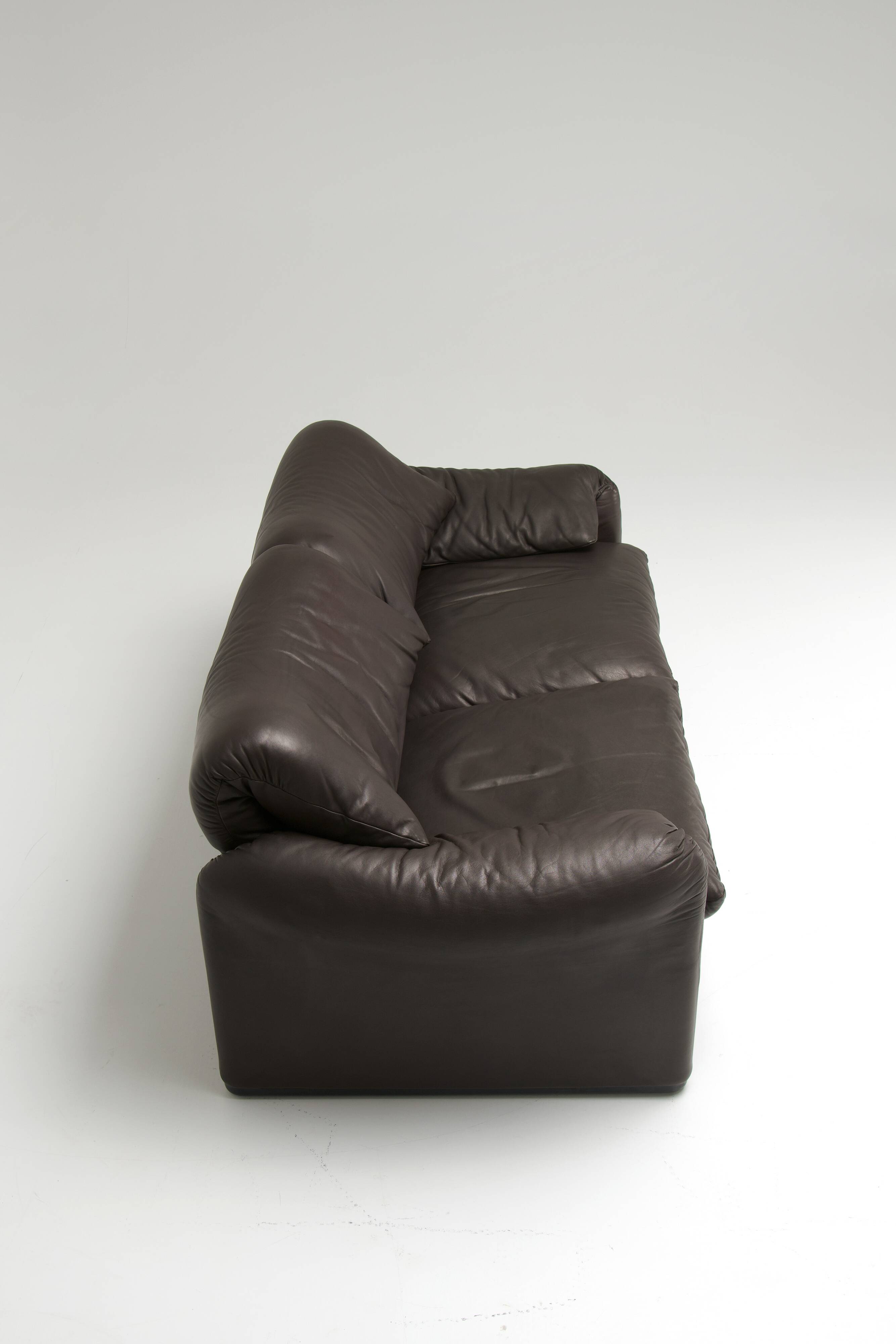 'Maralunga' 2-seater Sofa - Vico Magistretti