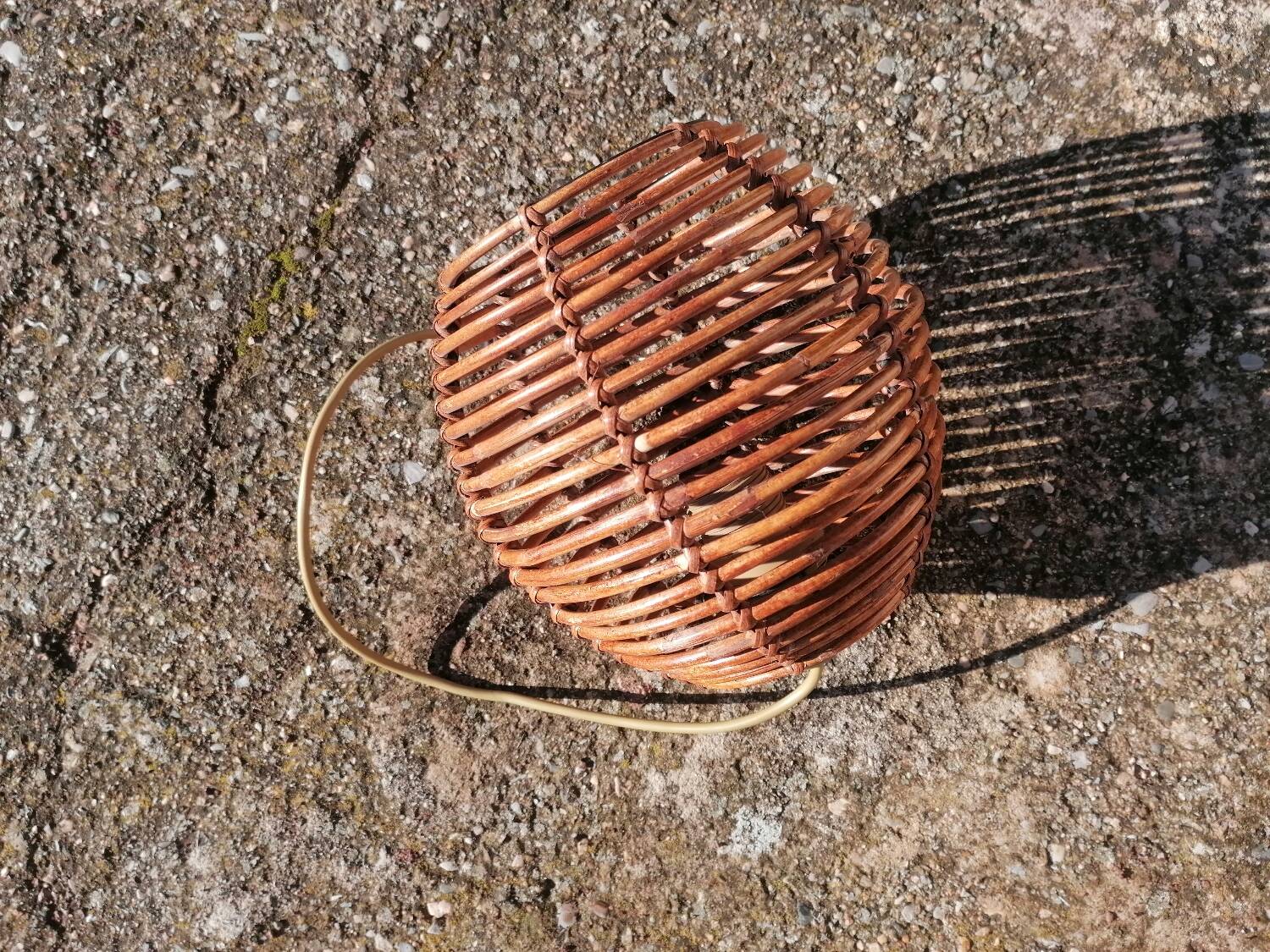 Ball rattan pendant light