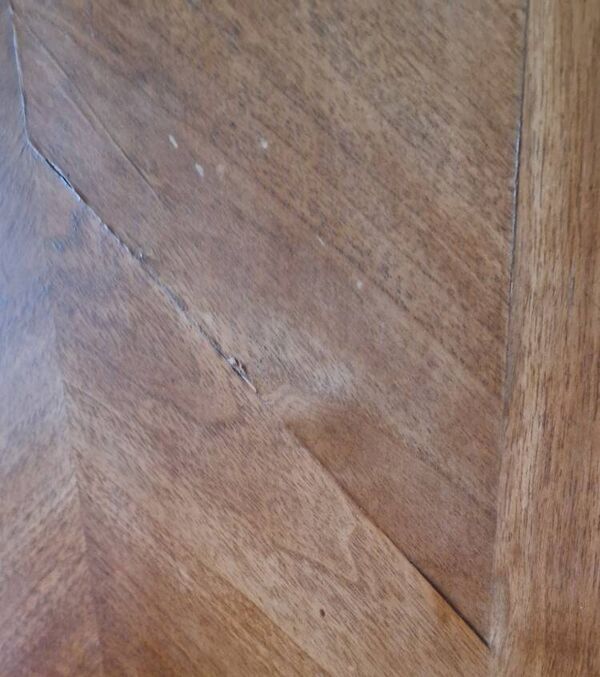 Grande armoire ancienne style Henri II en chêne et noyer miroirs biseautés