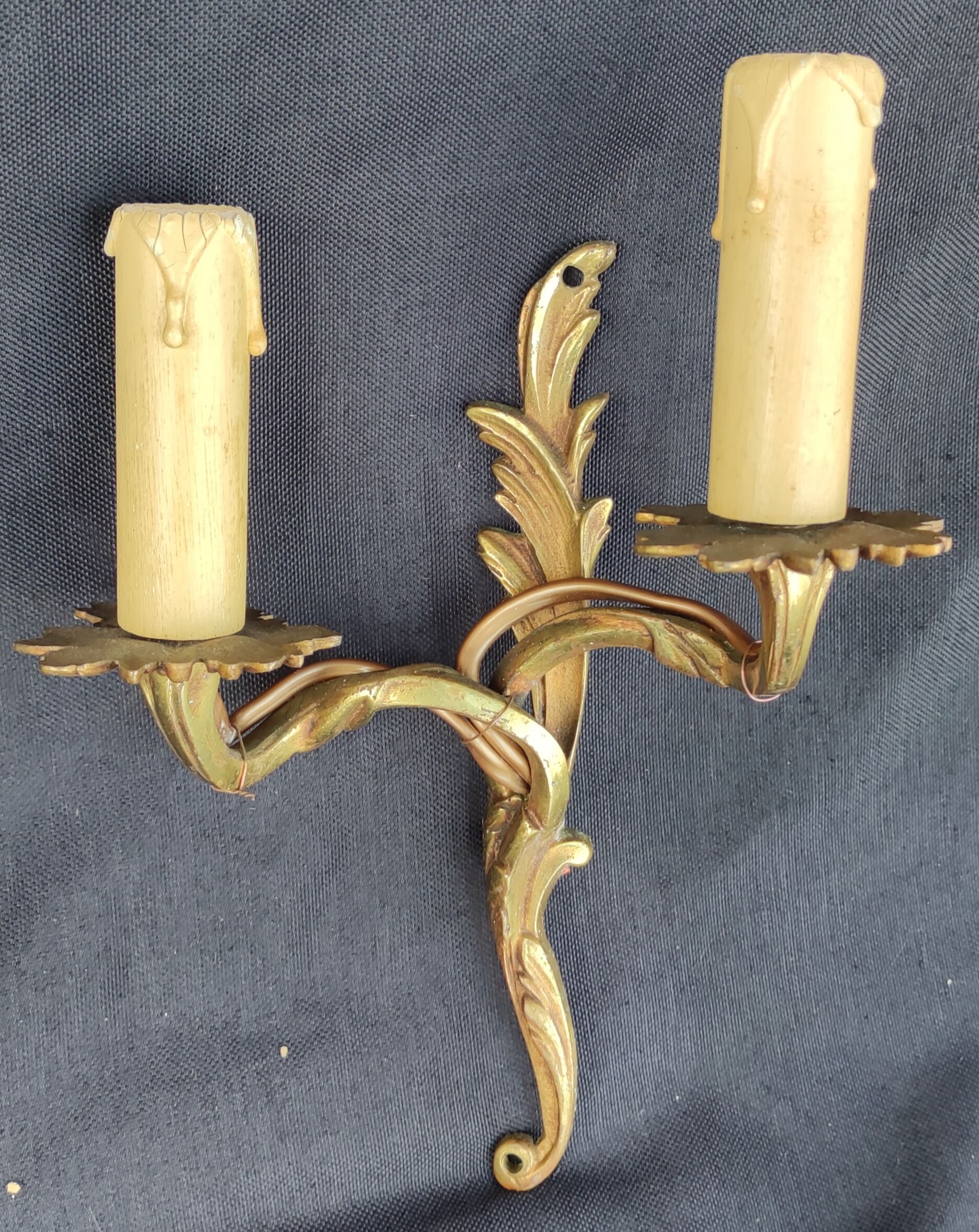 Pair of bronze wall lamps Louis XV style