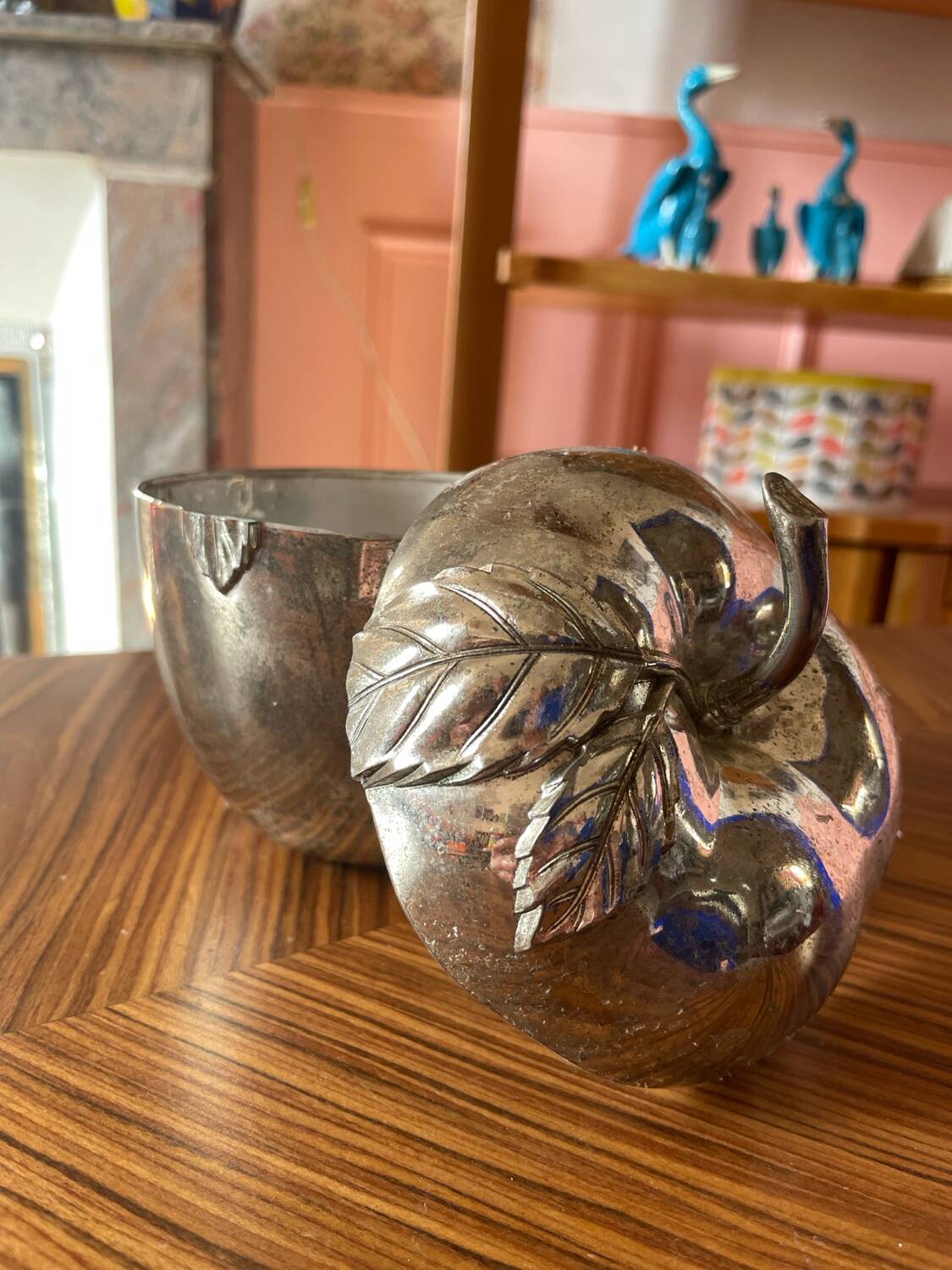 70' metal apple pocket emptier