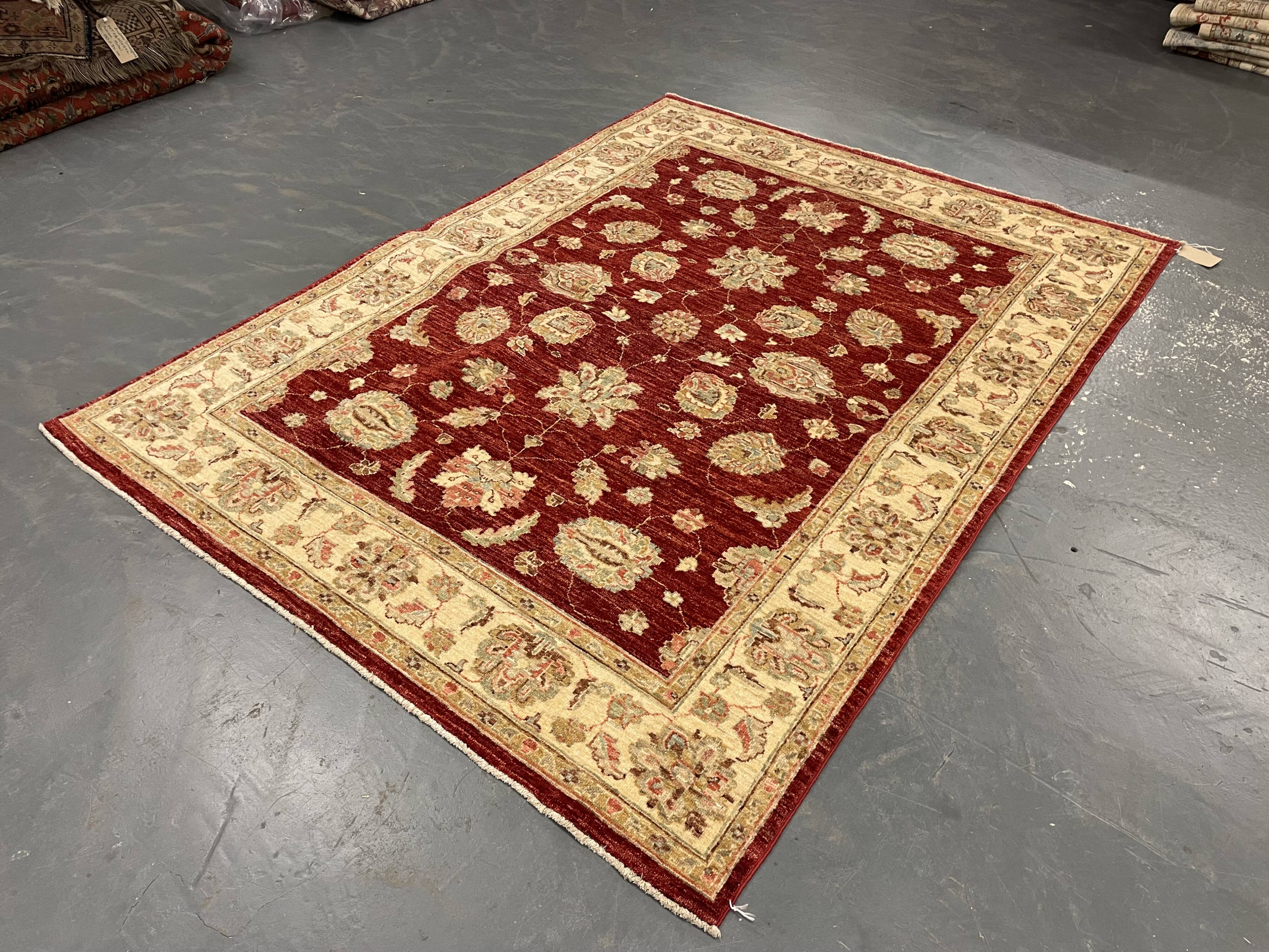 Tapis Zeigler en laine rouge fait main, motif floral, pour salon et séjour, 144 x 190 cm