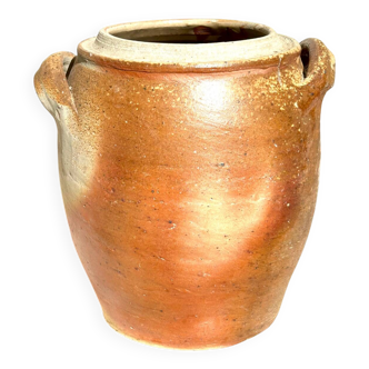 Stoneware pot