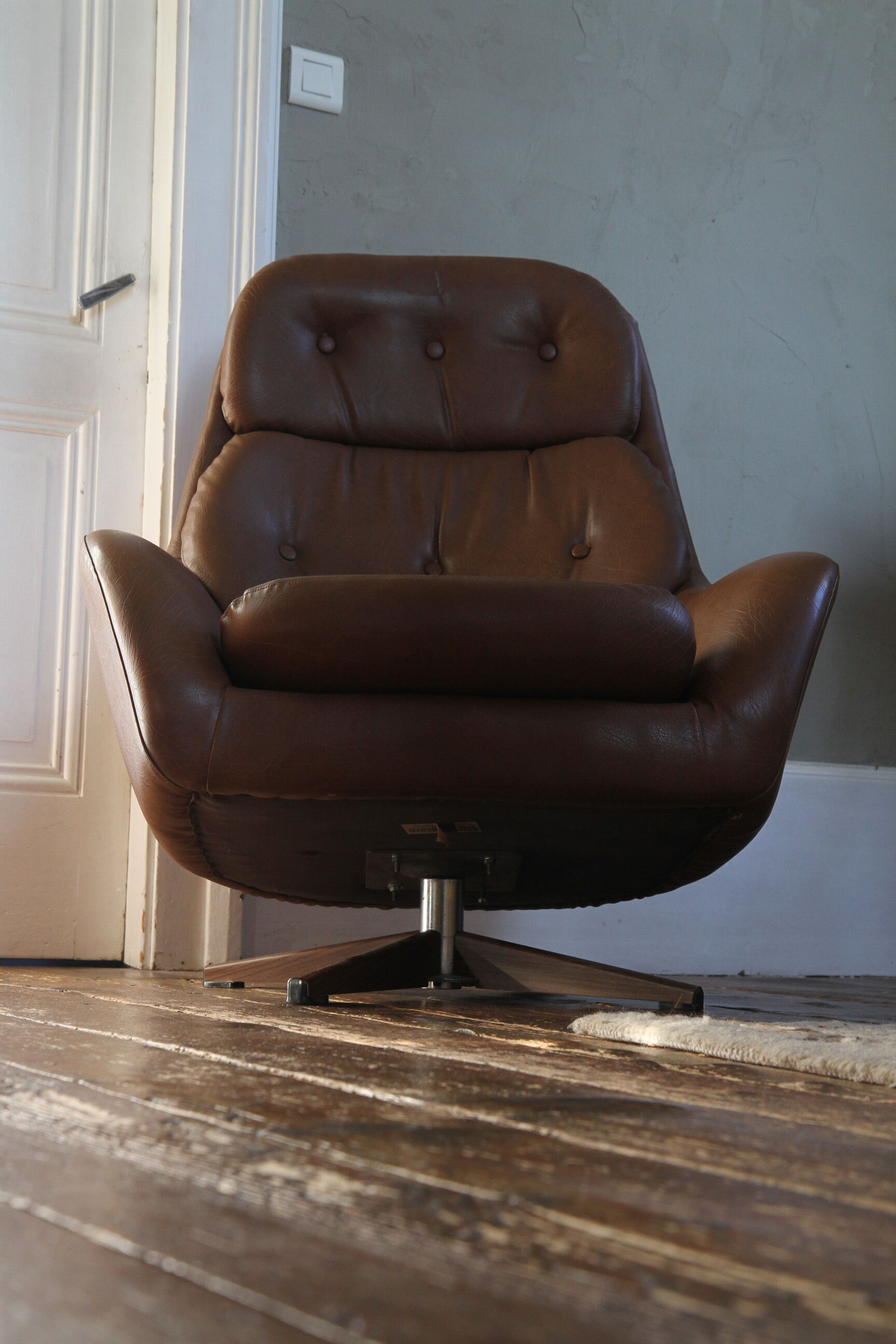 Swedfurn swivel chair from the 1960s