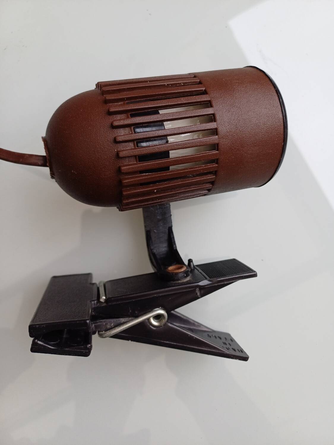 80's brown clip spotlight