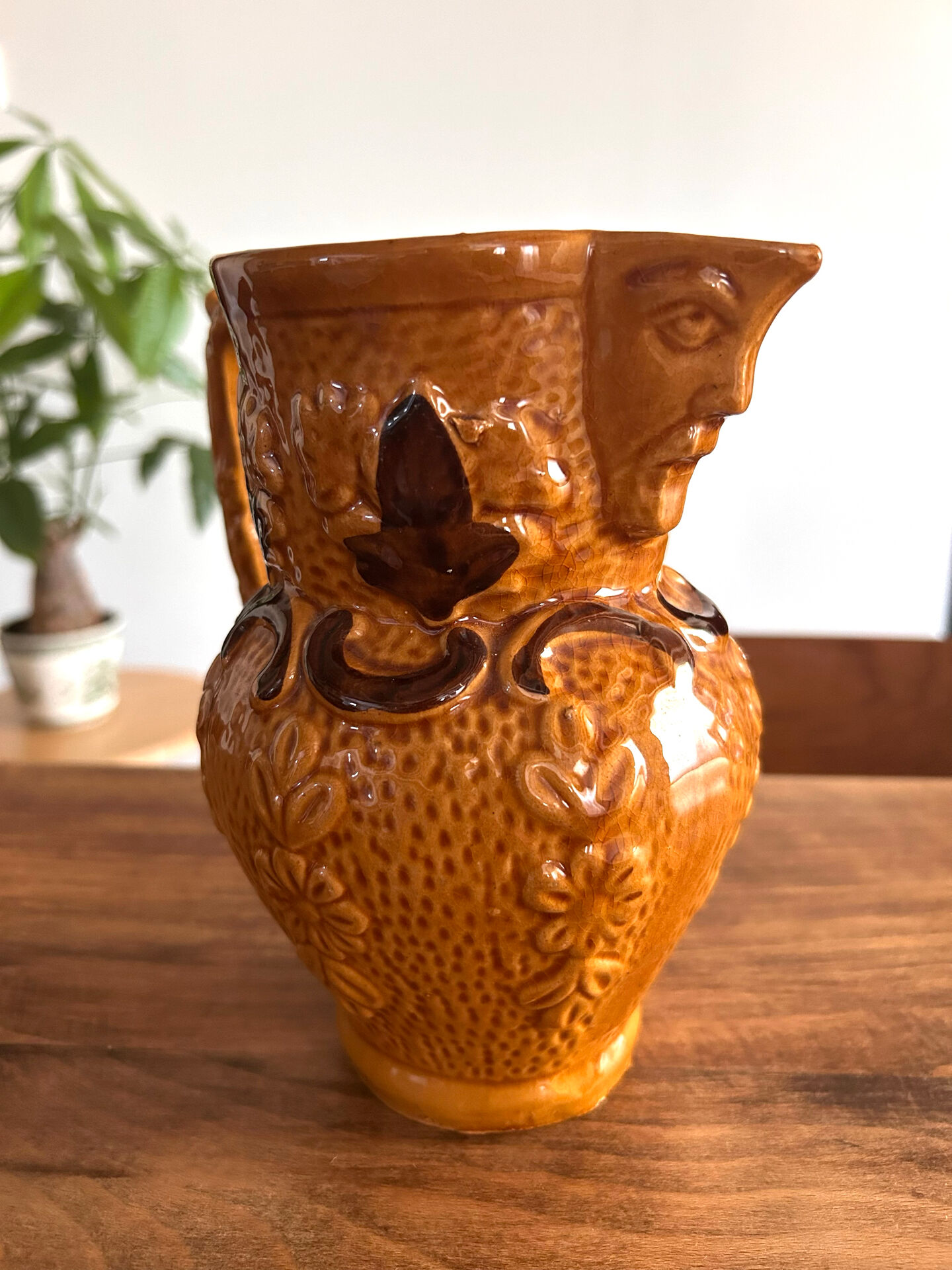Pichet Barbotine floral