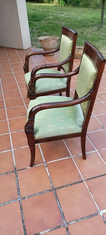 Fauteuils style empire