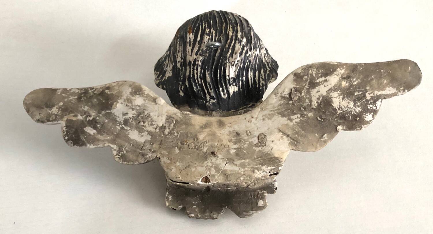 Angel in wood and plaster