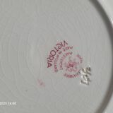 8 dessert plates from Maestricht ceramics, Victoria model