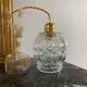 Baladeuse avec globe vintage en verre