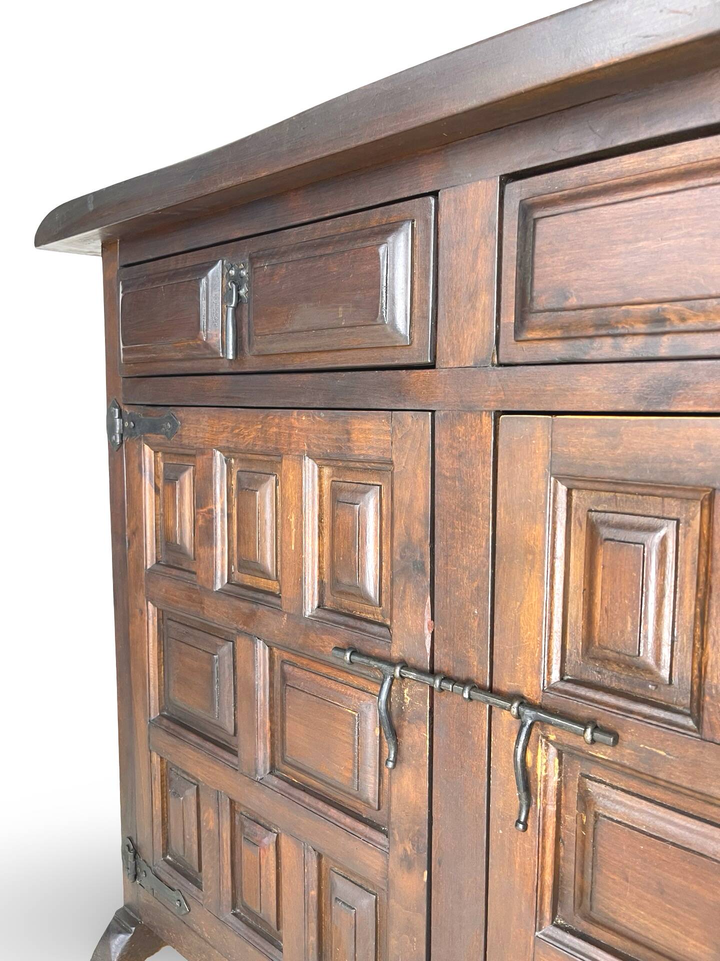 Late 19th Century Catal Spanish Baroque-Style Walnut Credenza
