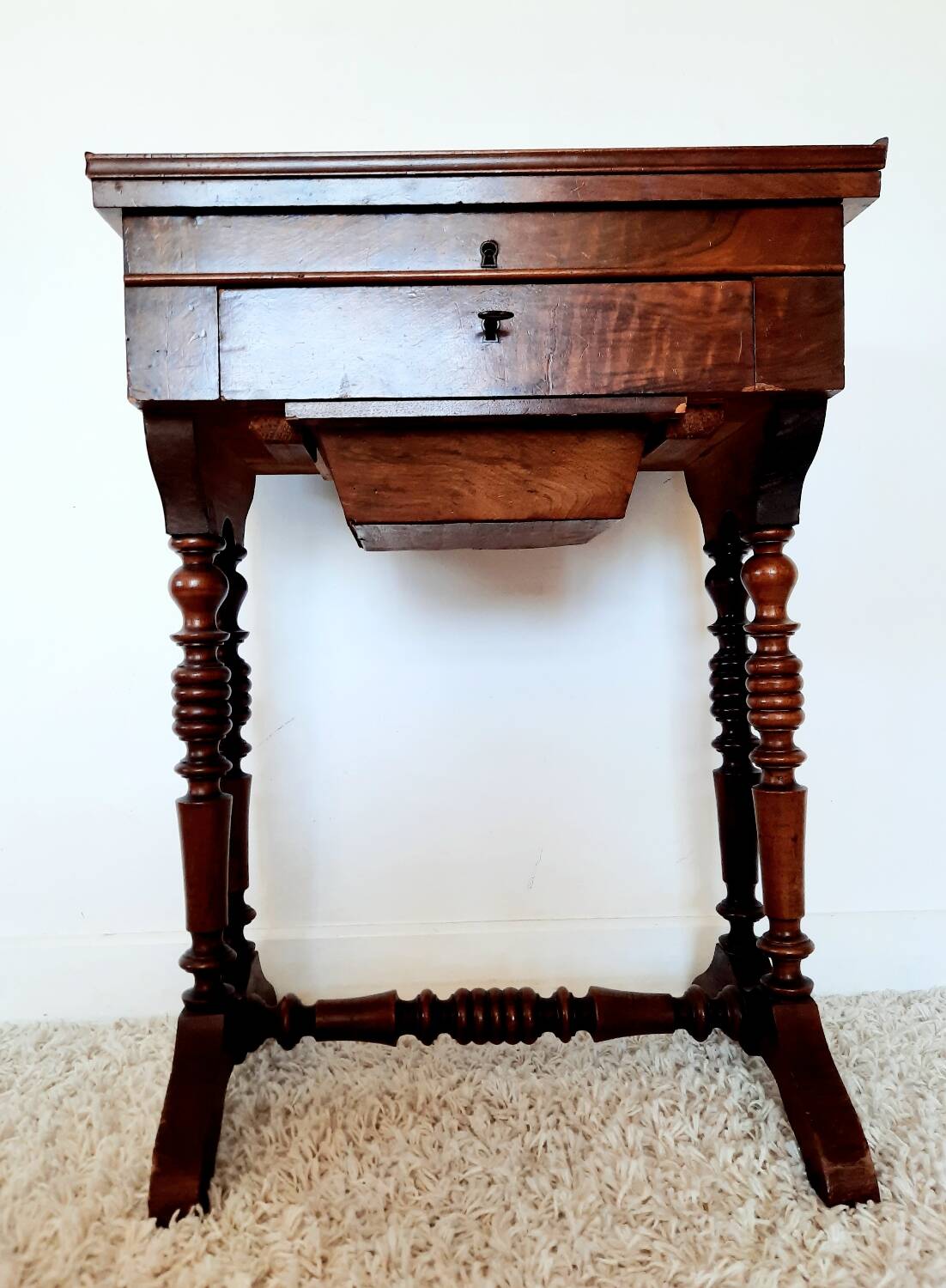 Small vintage cabinet/nightstand