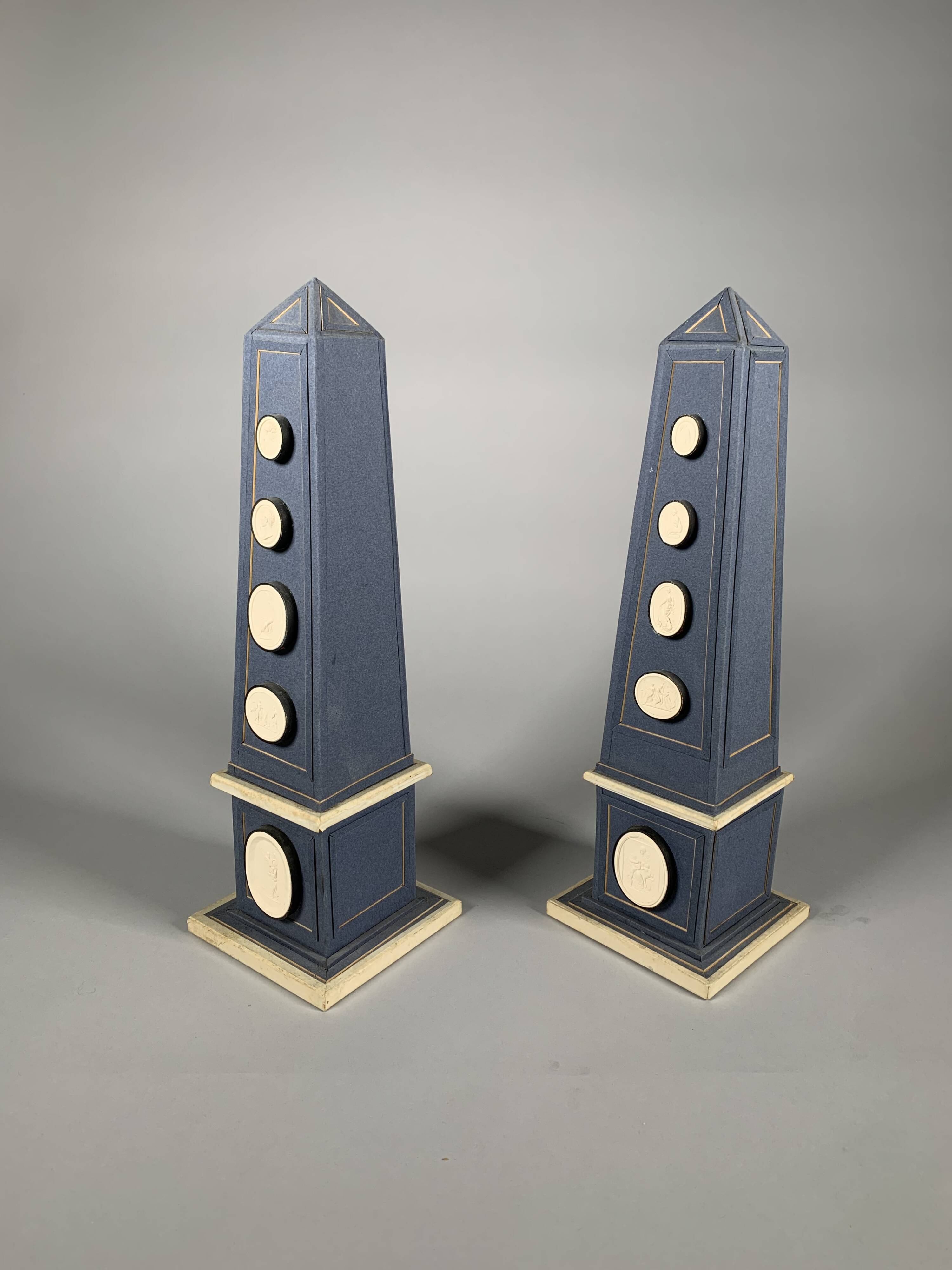 Pair of Ornate Obelisks with Cameos in Plaster in the Antique Style, Late 18th Century