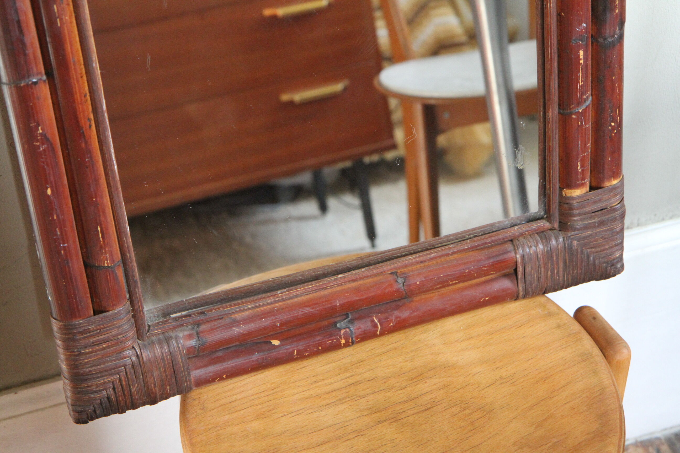 Rattan mirror 52 x 48 cm