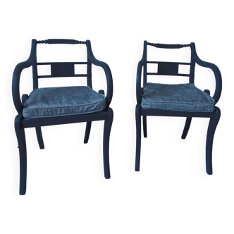 Paire de fauteuils à crosse réenchantés en gris ardoise, entièrement refait.