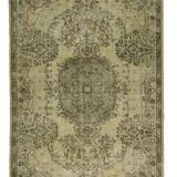 One-of-a-kind turkish handwoven vintage rug - rustic vintage charm 202x 126 cm