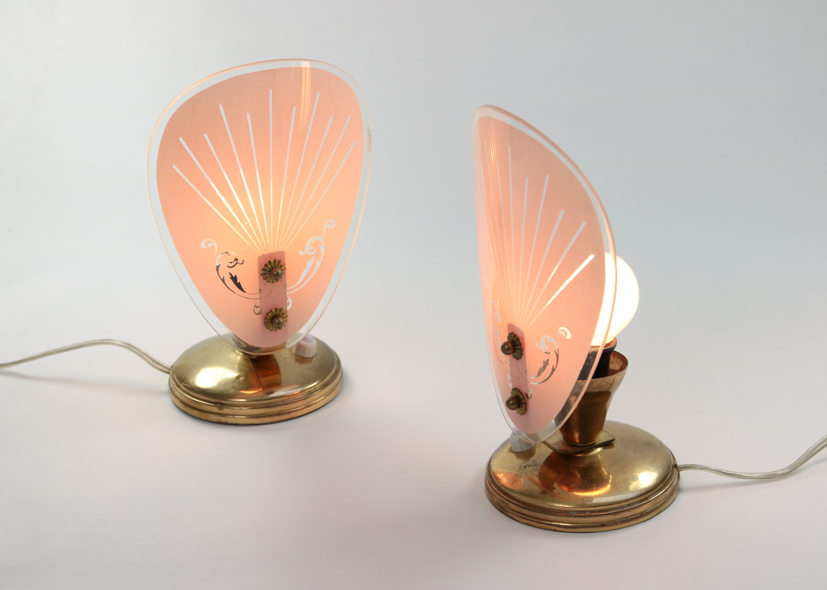 Set of 2 mid-century pink glass table lamps, 1950s