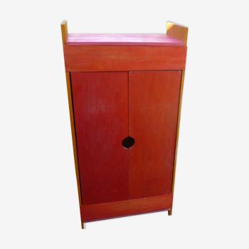 Armoire de chambre d'enfant