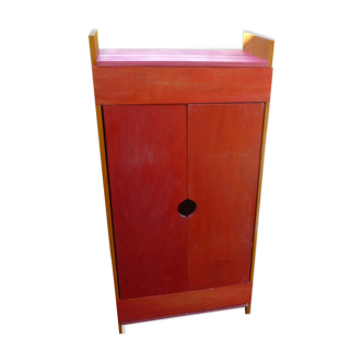 Armoire de chambre d'enfant