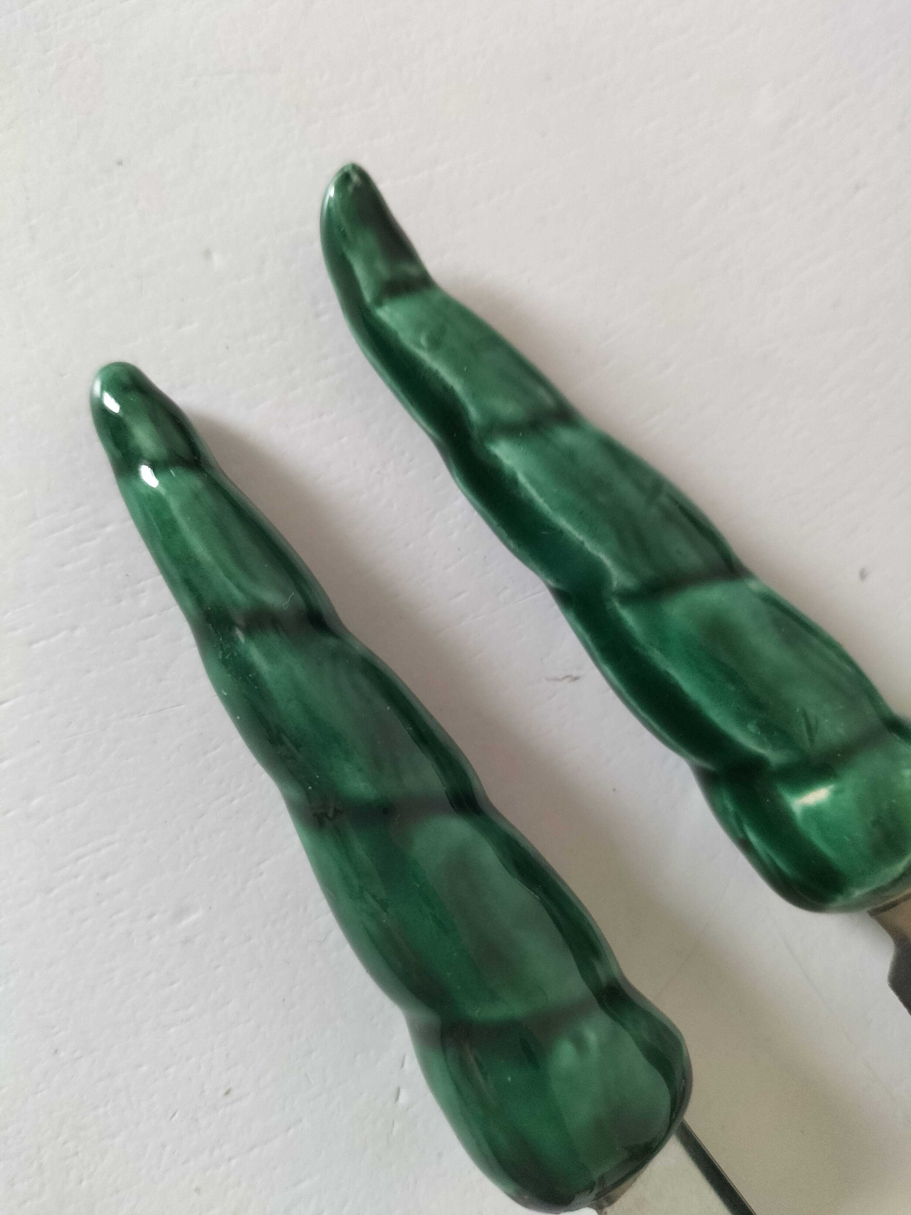 Beurrier barbotine coquillage et ses deux couteaux