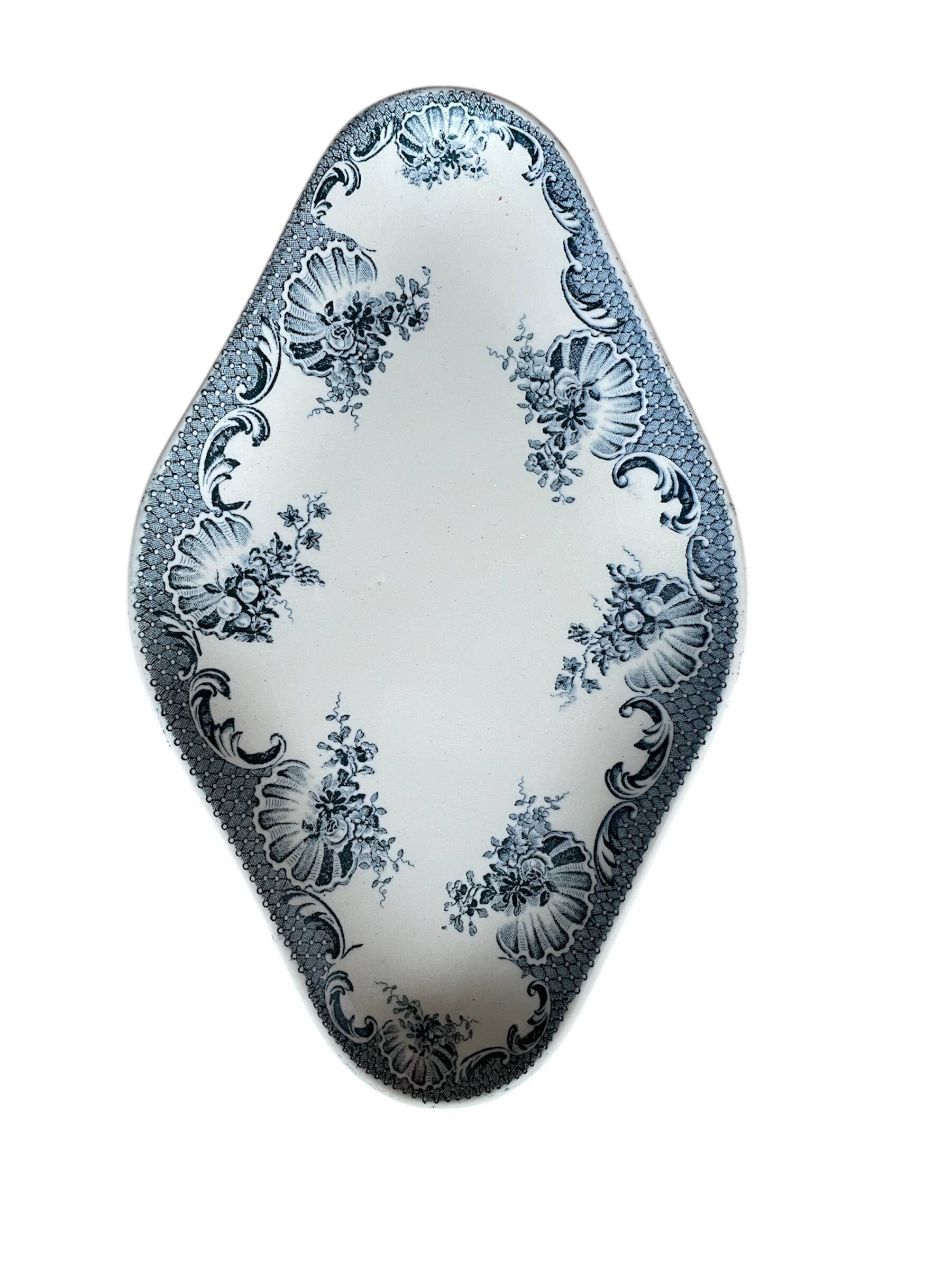 Antique butter dish in Saint-Amand earthenware (Nord)