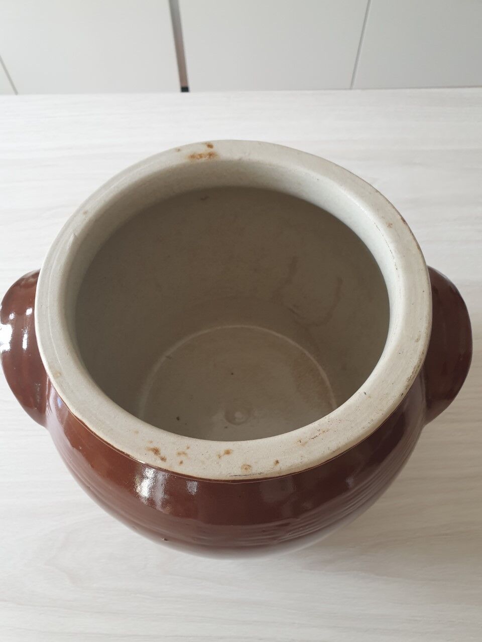 Pot en grès émaillé