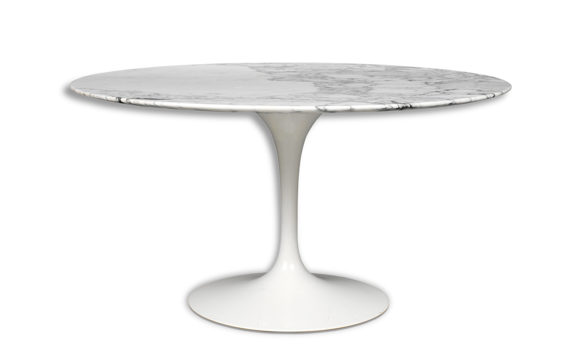 Tulip table by Eero Saarinen for Knoll