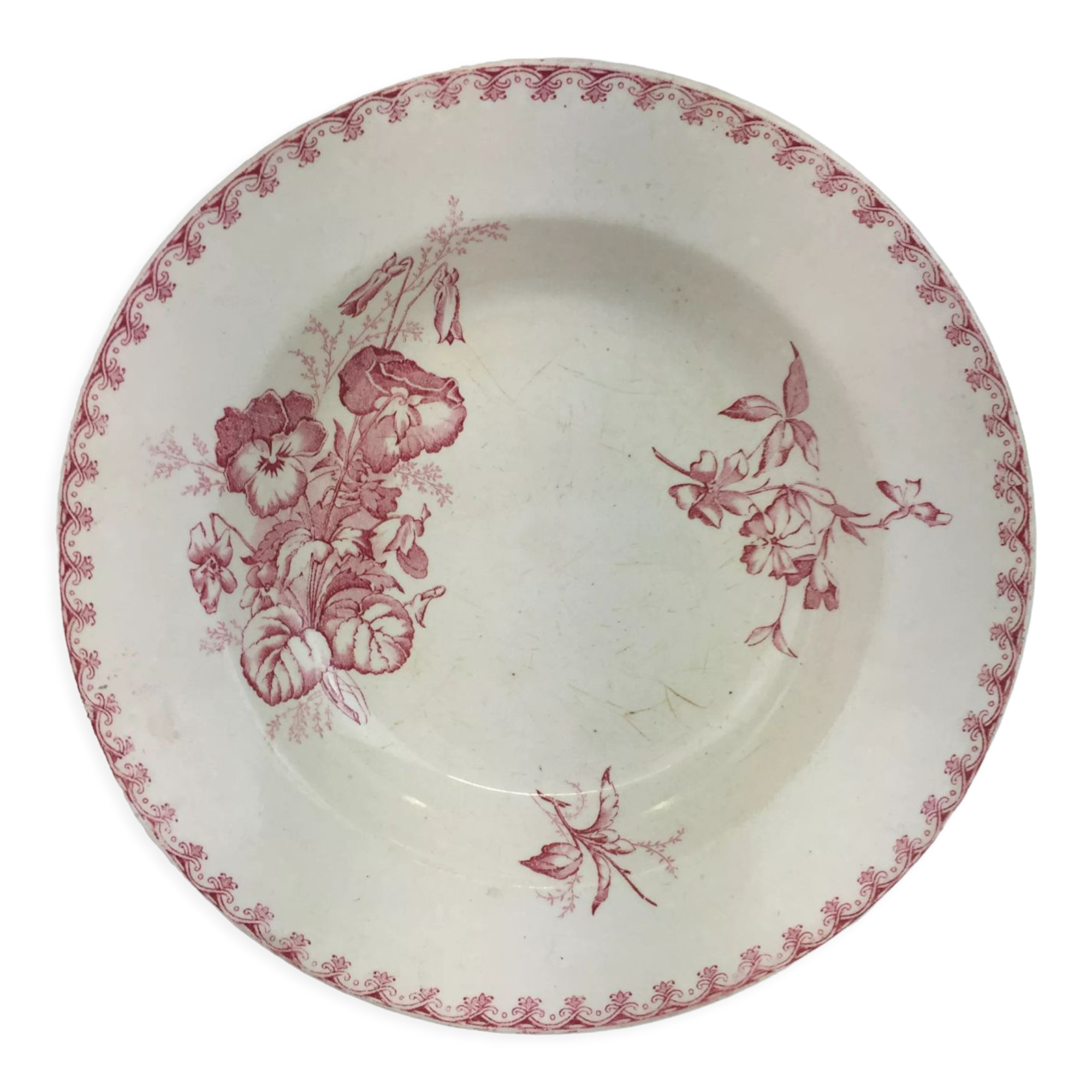 Old Sarreguemines Vega model deep dish