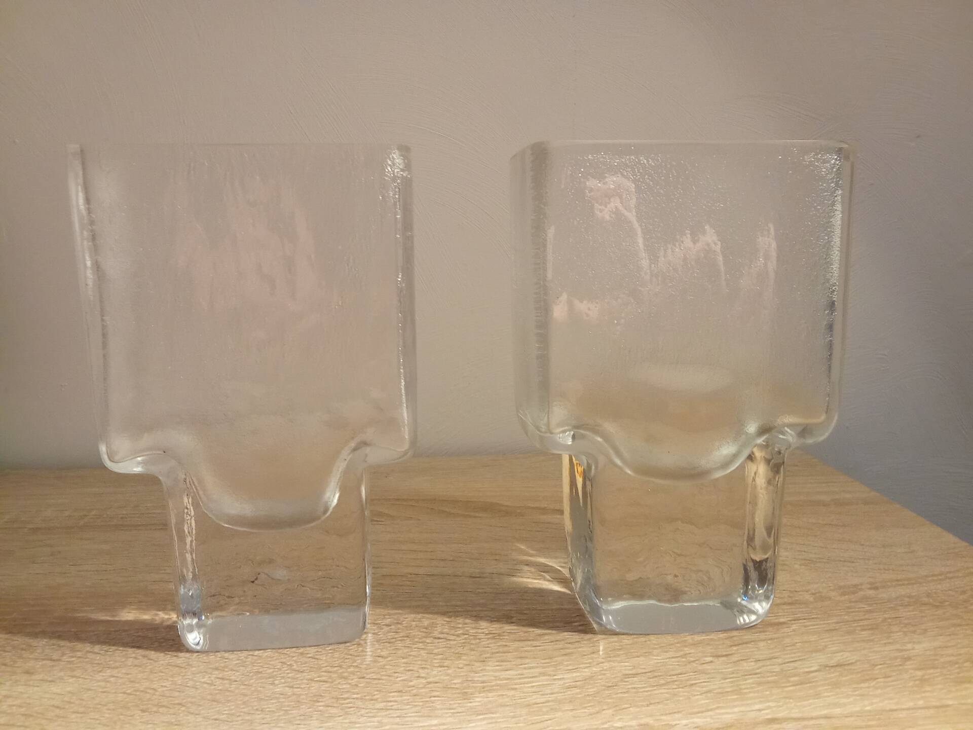 Paire de vases Riedel