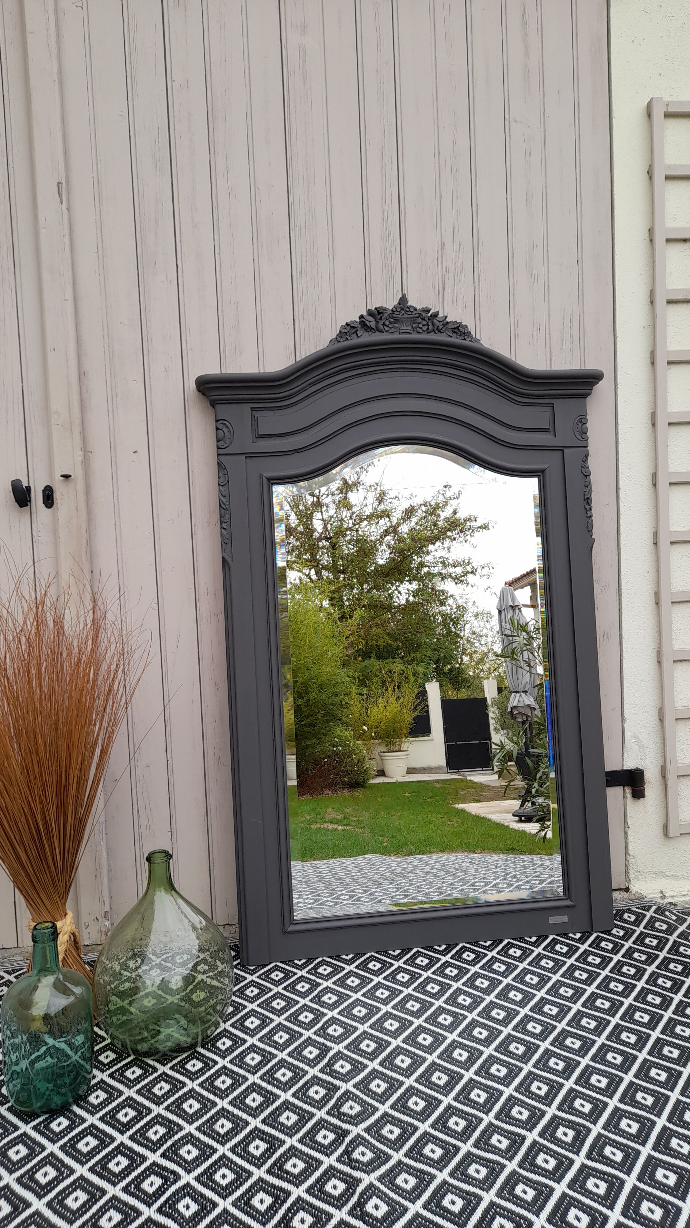 Bevelled antique mirror  97x151cm